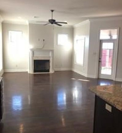 4th image of 410 Braxton Dr