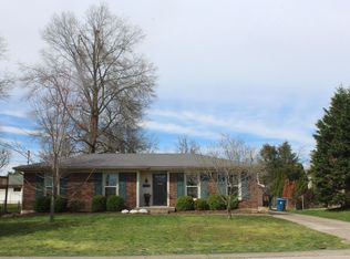 8617 Michael Ray Dr, Louisville, KY
