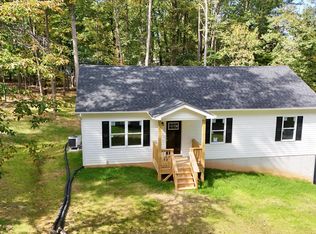 1330 Rolling Ln, Harpers Ferry, WV 25425