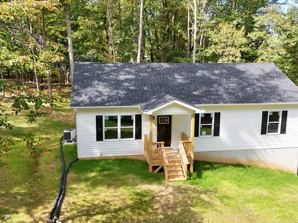 1330 Rolling Ln, Harpers Ferry, WV 25425