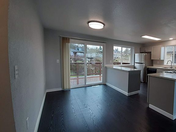5th image of 7839 N Woodworth Ave