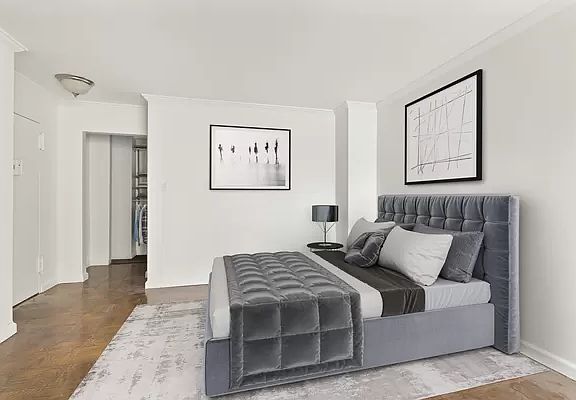 2nd image of 31 Jane St APT 12G