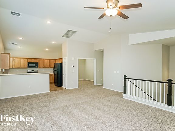 5th image of 10946 Salernes St
