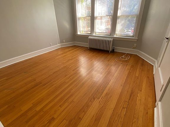 2nd image of 6600 N Bosworth Ave #6602-2N