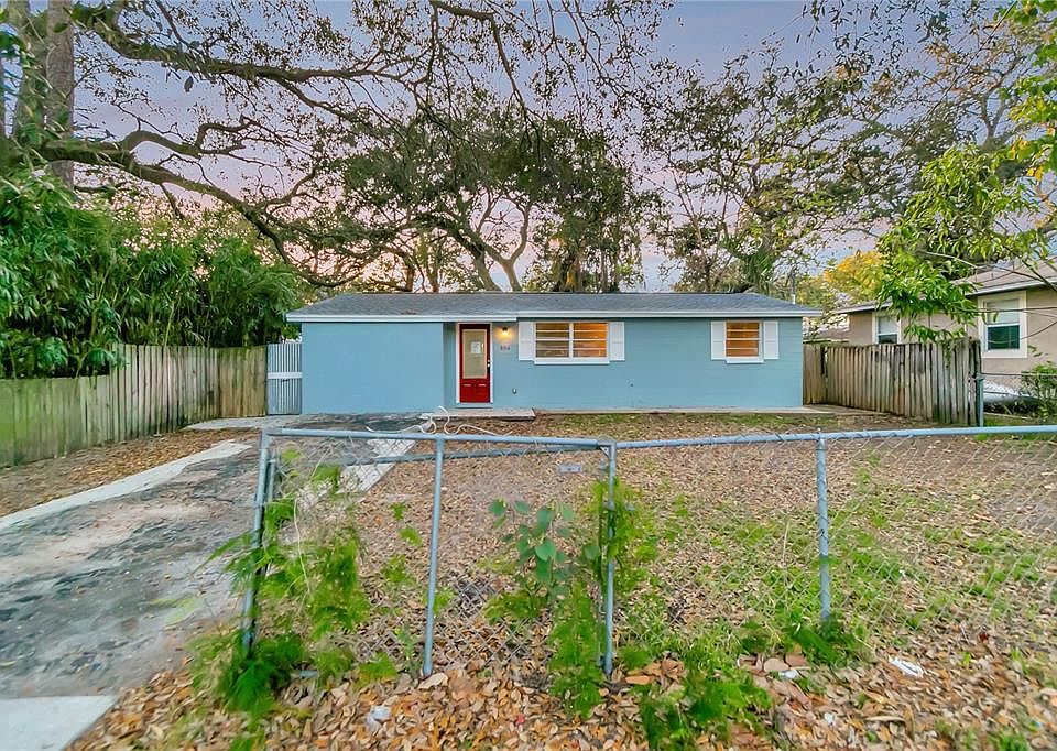 1st image of 8914 N OLA AVENUE