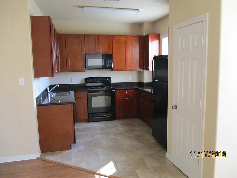 7783 Cecil Loop Ln — Photo 13