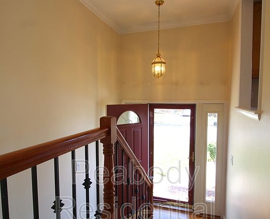 3rd image of 8504 Wagon Wheel Rd