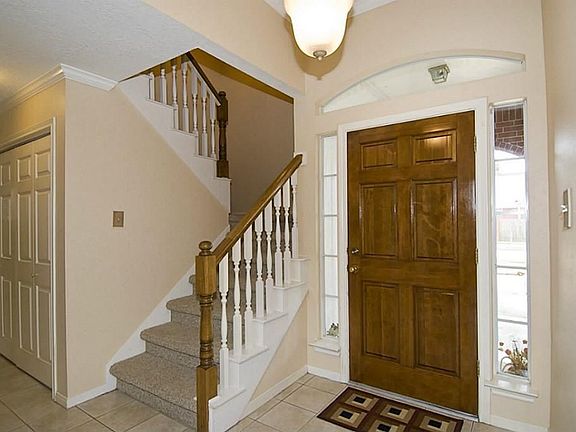 2nd image of 6734 Hertford Park Dr