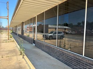 422 S Main St, McAlester, OK 74501