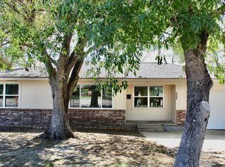 1719 E William J Bryan Pkwy, Bryan, TX 77802