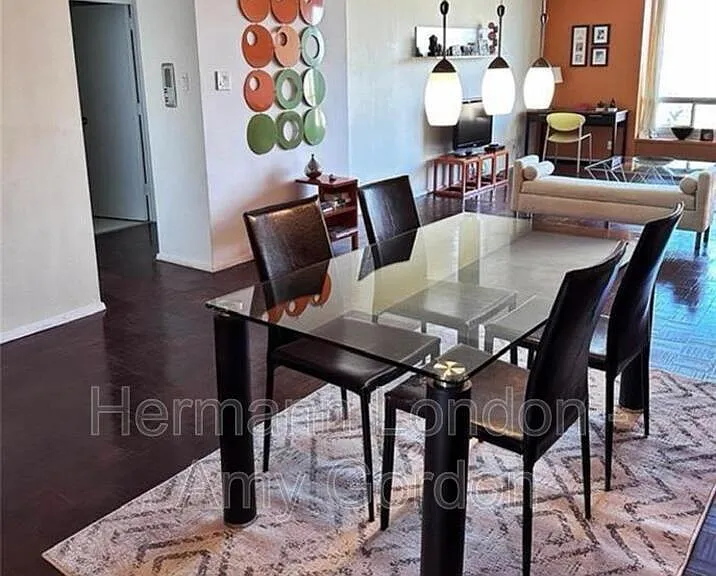 4501 Lindell Blvd #12E — Photo 7