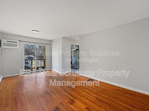 4th image of 3271 Morrison Ave APT 2