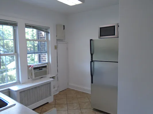 Rented by 18 REALTY | media 20