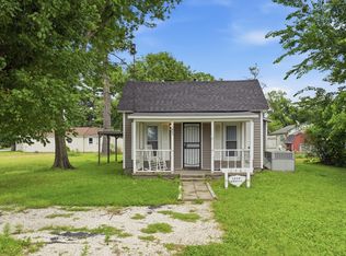 1409 Curtin Ave, Seneca, MO 64865