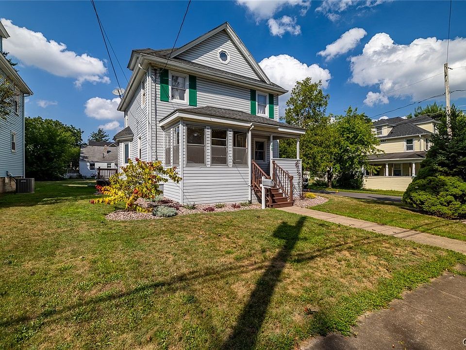 1st image of 108 6th St