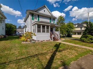 108 6th St, Liverpool, NY 13088