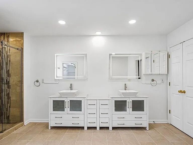 5157 Wellisford Ct — Photo 12
