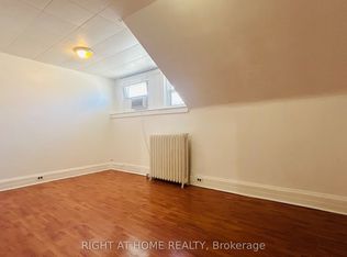 60 Long Branch Ave #2, Toronto, ON M8W3J2