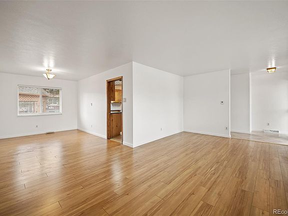 4th image of 2551 S Richfield Street