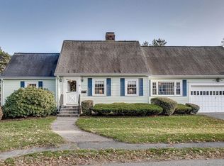 26 Pilgrim St, North Andover, MA 01845