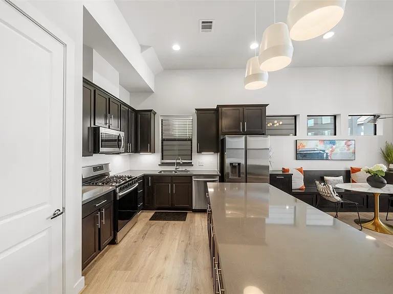 2616 Riverside Dr #M — Photo 16