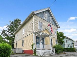 8 Noyes Ave, Bristol, RI 02809