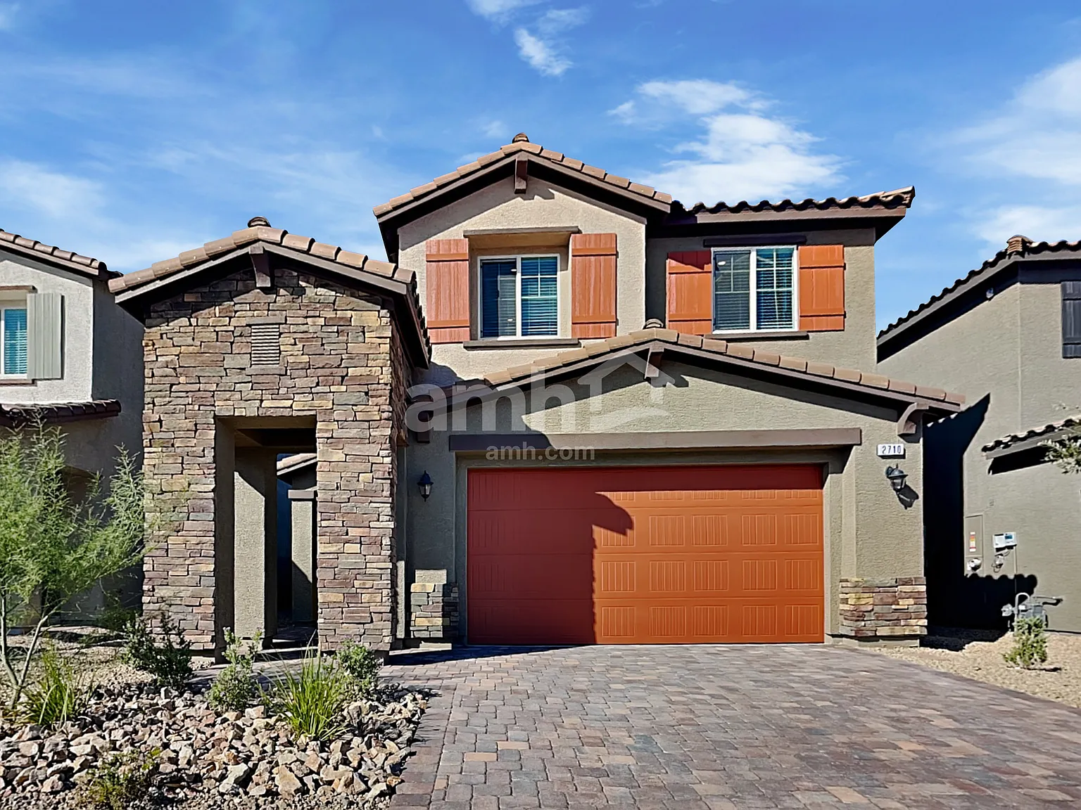 3 bed, 2.5 bath, 1845 sqft, $2,370 — Photo 1