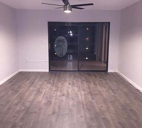 5th image of 9860 62nd Ter N APT 1030