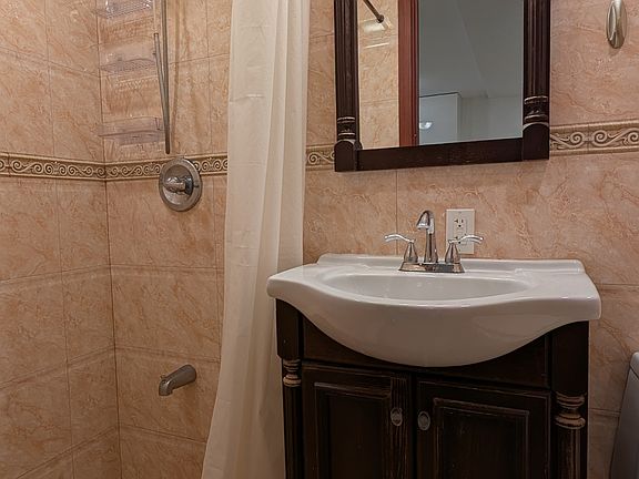 5th image of 105-48 63rd Ave #2
