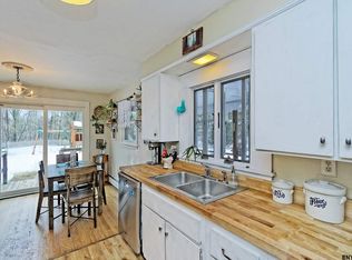 690 Hale Rd, Rensselaerville, NY 12147