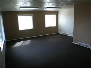 5th image of 95 N 12 W