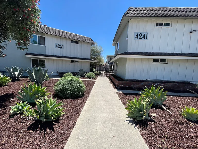 Evart Apartments — Photo 5