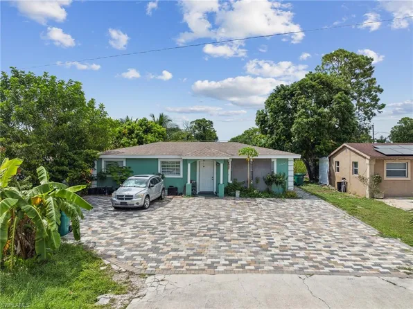 5441 Martin ST, NAPLES, FL 34113