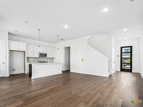 5th image of 1307 Sweet Bark St