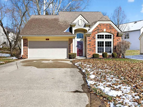 523 E Hickory Stick Dr, Bloomington, IN 47401