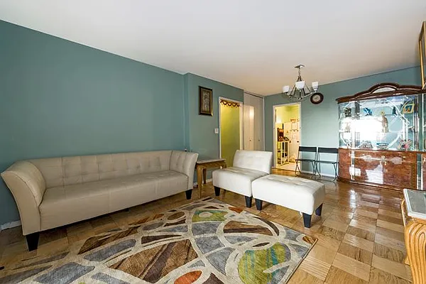 Sold by SBNY RE | media 6