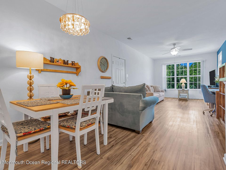 1st image of 120 Sophee Lane