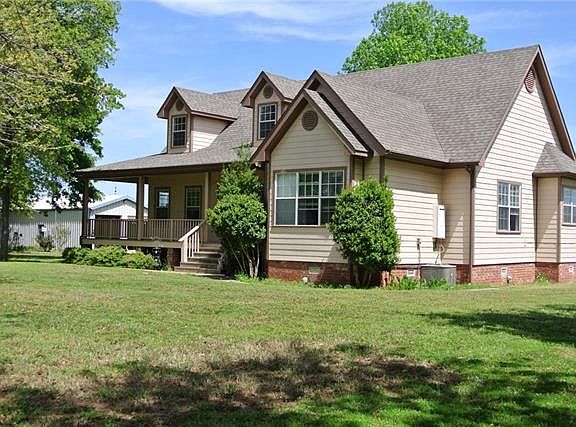3rd image of 662 County Road 153
