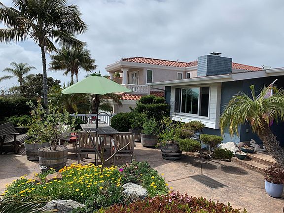 Front yard hardscaped. Amazing ocean views from front yard.