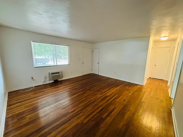 109 Northview Dr #9 — Photo 6