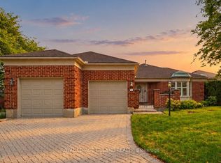 60 Rosecliffe Cres #8, London, ON N6K4E5