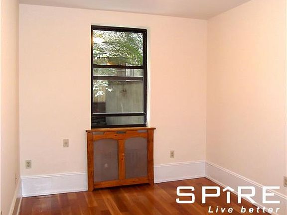 5th image of 320 W 86th St Bsmt B