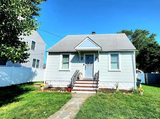 250 Carroll Rd, Pasadena, MD 21122