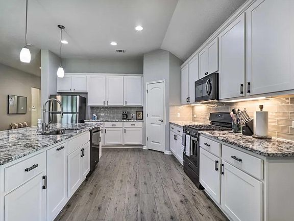 3rd image of 20217 Great Egret Ln