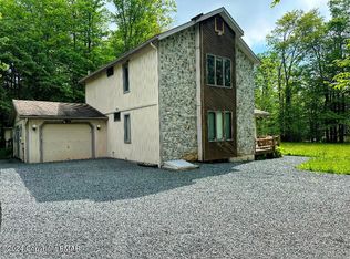125 King Arthur Rd, Pocono Lake, PA 18347