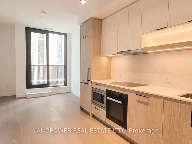 91 Montclair Ave #802 — Photo 8
