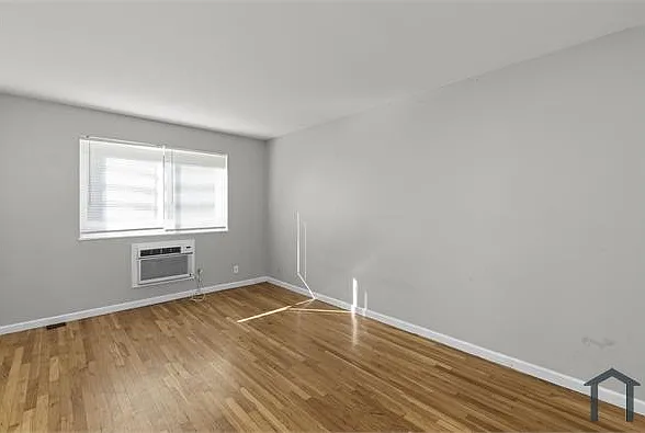 4305 Virginia Ave — Photo 8