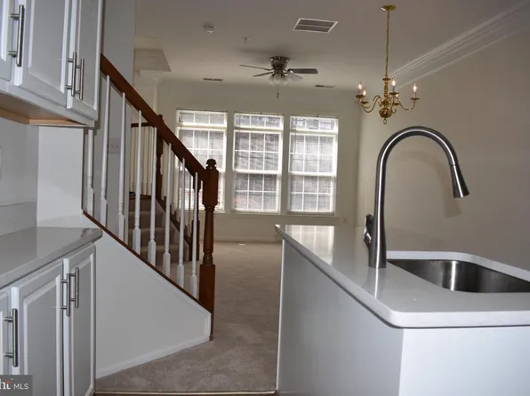 9508 Walker Way, Manassas Park, VA 20111