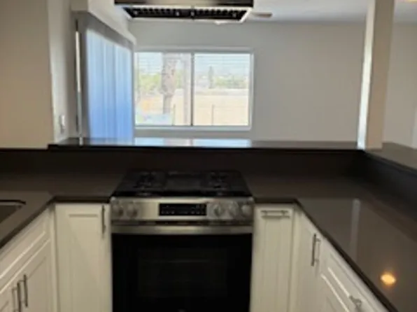 2204, 2204 E 4th St APT 2, Long Beach, CA 90814