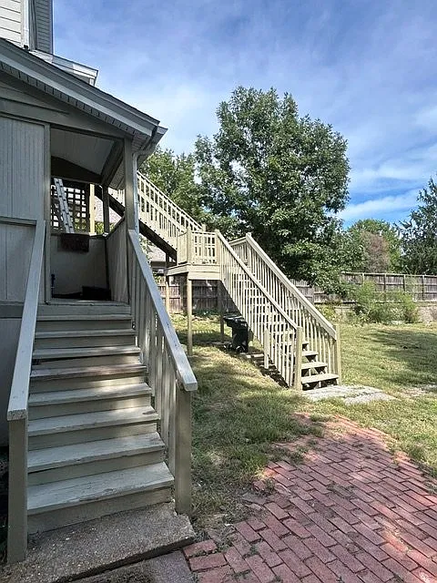 2 bed, $1,000 — Photo 4